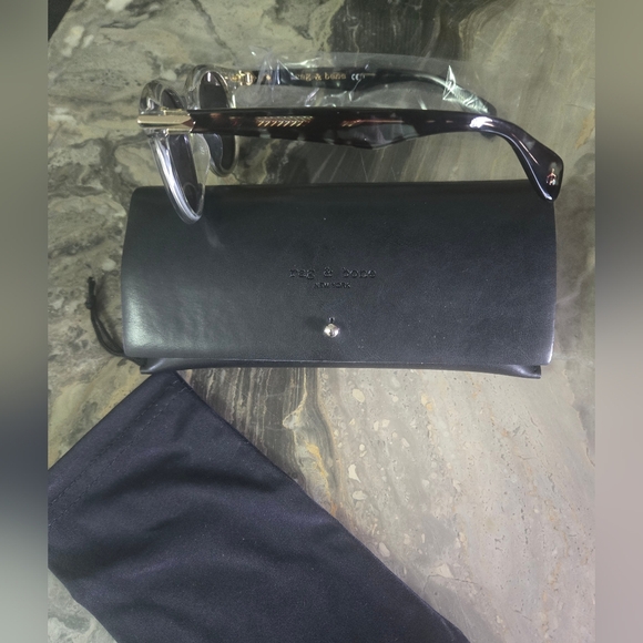 Rag & Bone Women's Sunglasses Comes With Case and Bag NWT - Picture 2 of 4